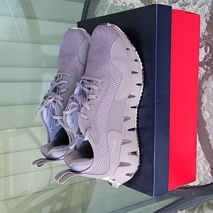 Zig Dynamica  running shoe for women